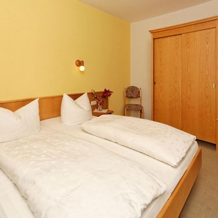 מלון רוגן Landhaus Maria Bed&Breakfast מראה חיצוני תמונה